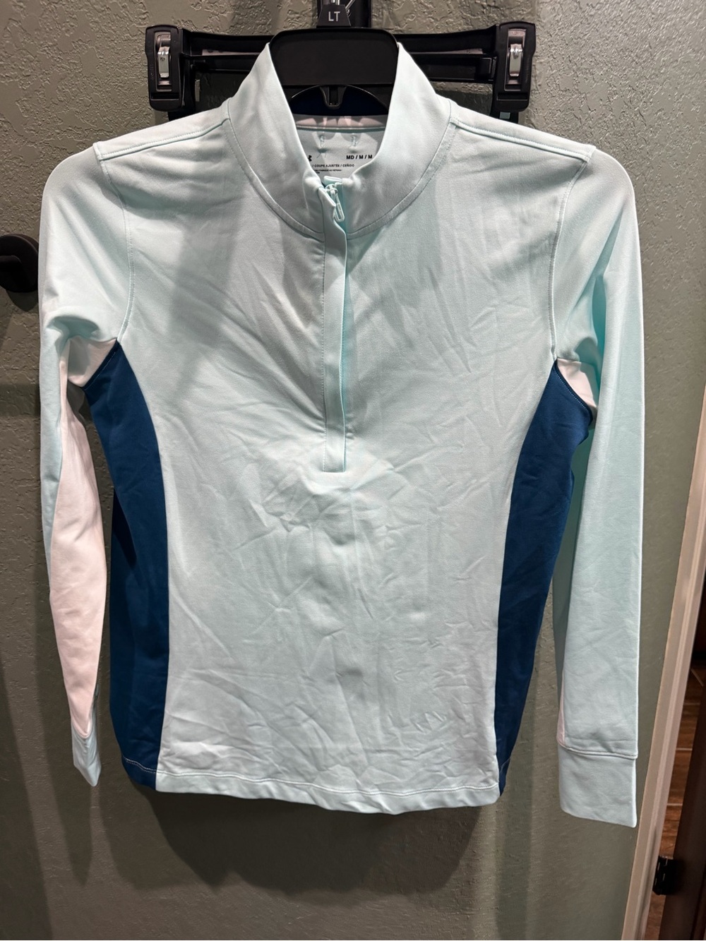 Under Armour Light Blue Women's Fitted pullover